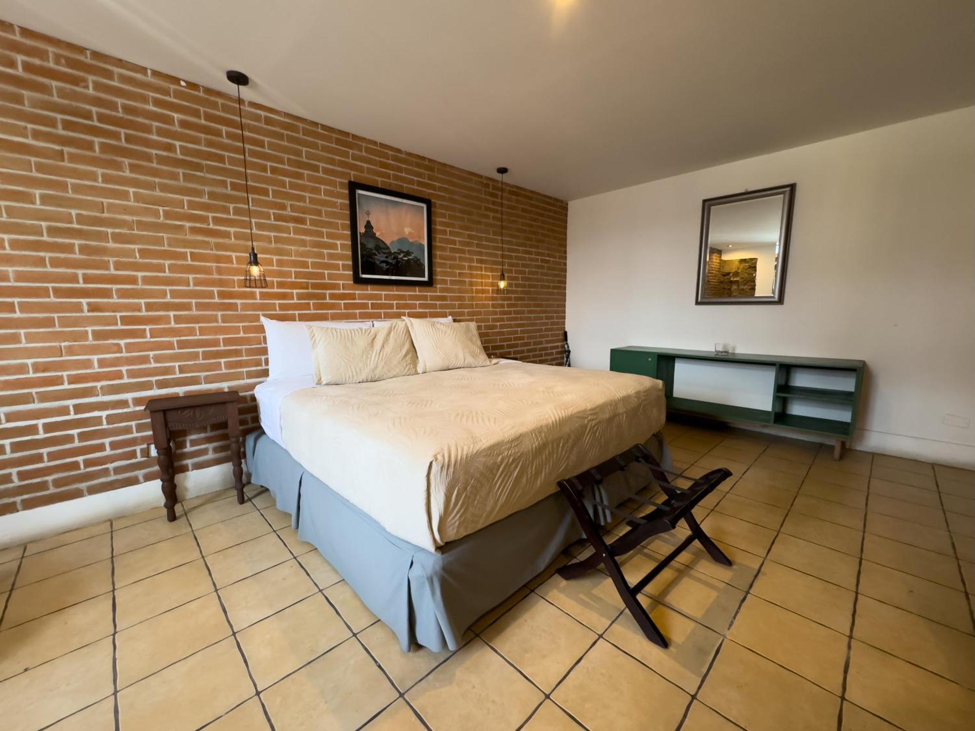 Hotel Cacique Real Antigua Szoba fotó