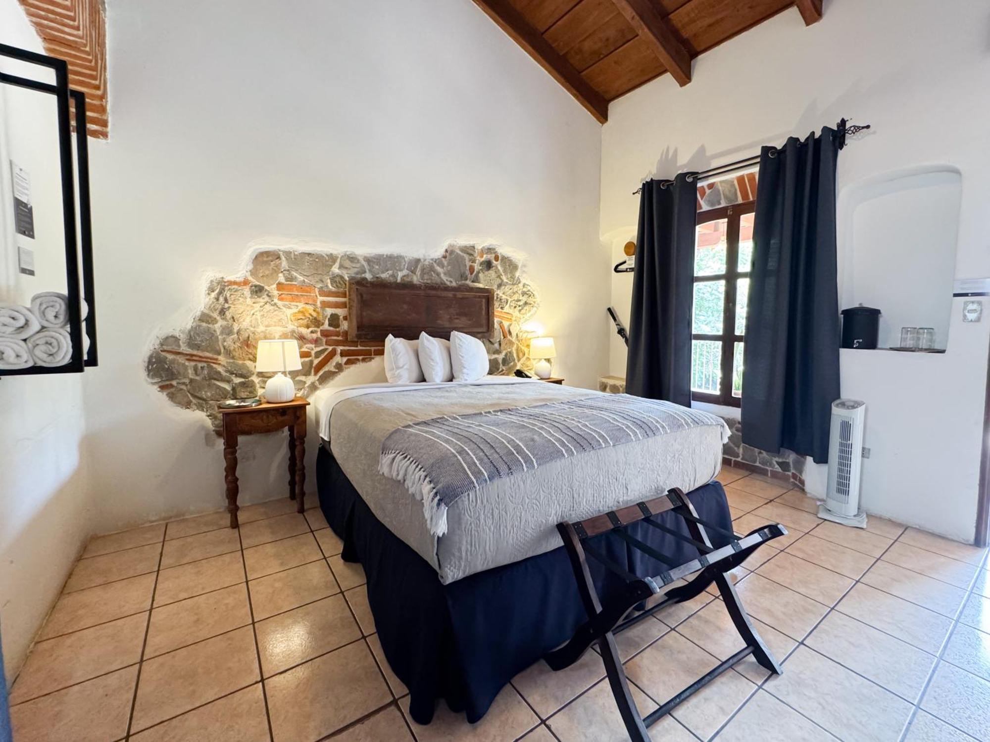 Hotel Cacique Real Antigua Szoba fotó